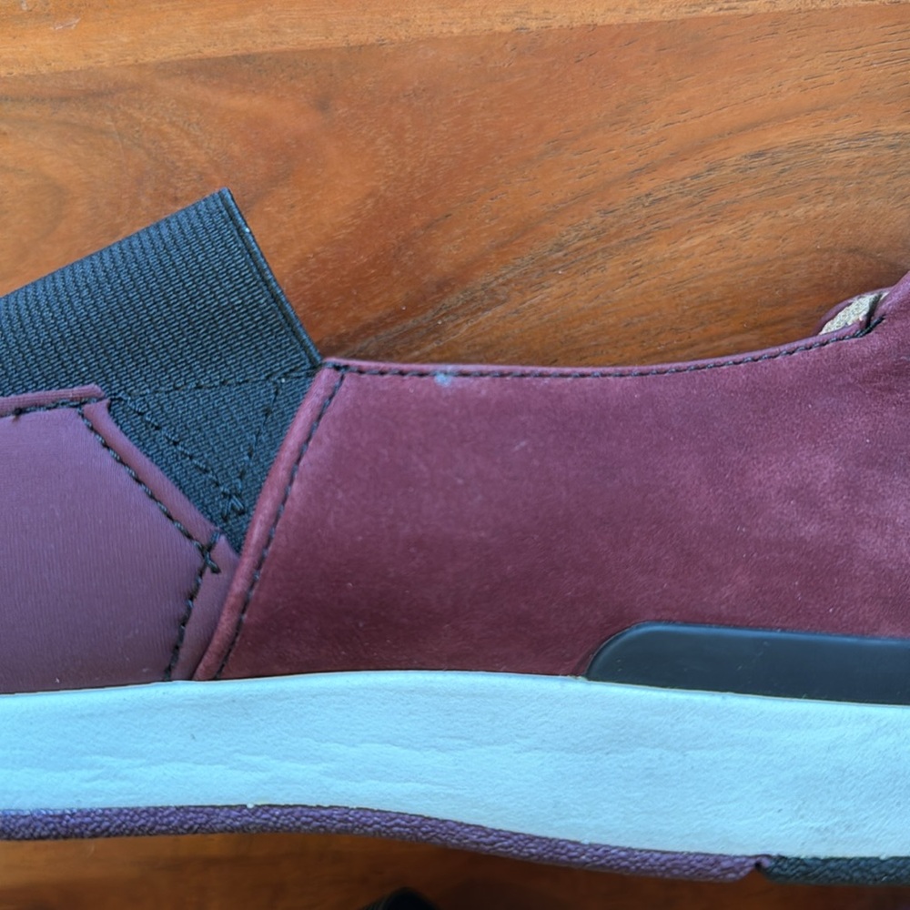 Vionic Cadee Flats - Picture 12 of 13